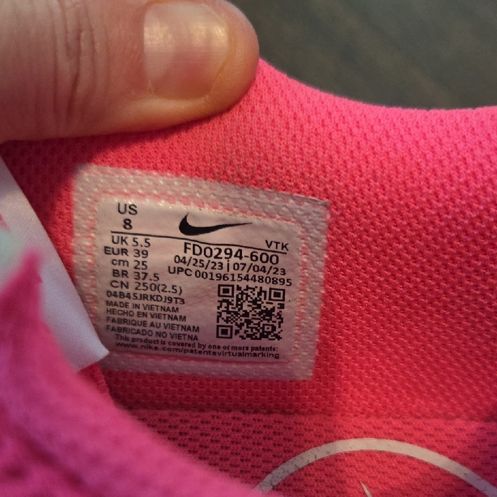 Nike Air Max Women's Bright Hot Pink Sneakers - Picture 2 of 3